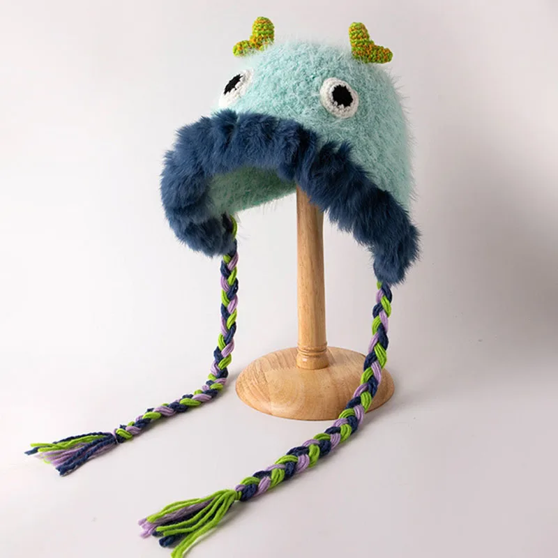 Сладко Малко чудовище с рога на змея, Дурацкая шапка, crochet-шапки ръчна изработка, топла зимна шапка за защита на ушите