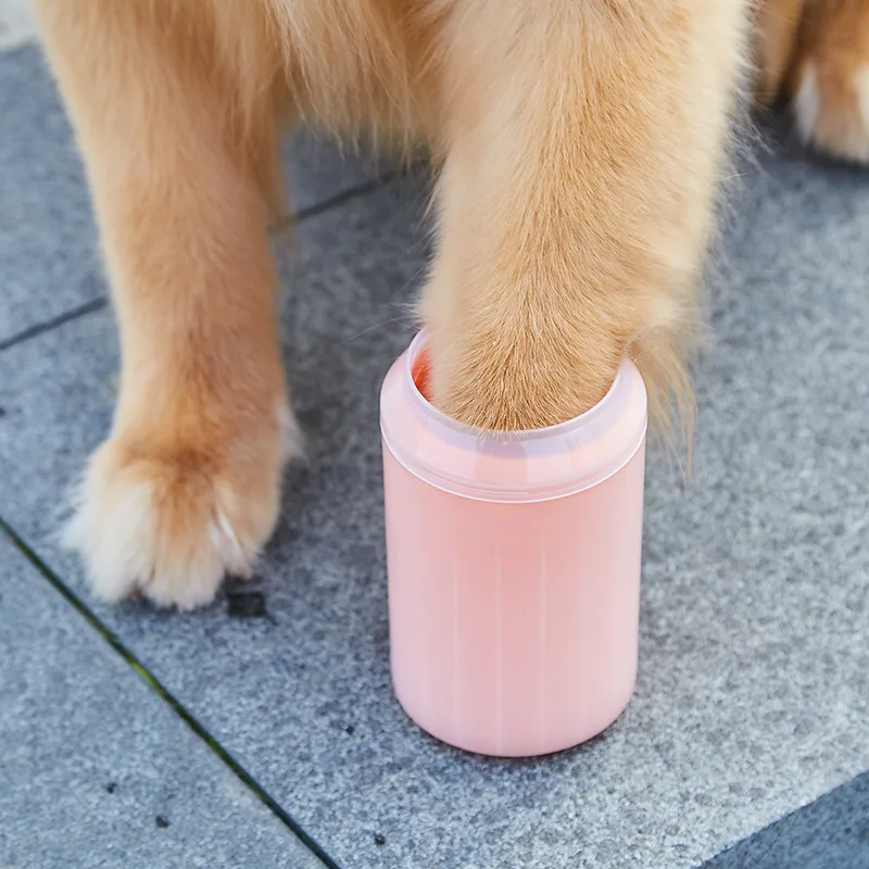 Чаша за почистване на Кучешки Лапи Мека Силиконова Четка за почистване на Краката Преносима Мивка за краката Кофа за почистване на краката Безплатна Доставка Аксесоари за кучета